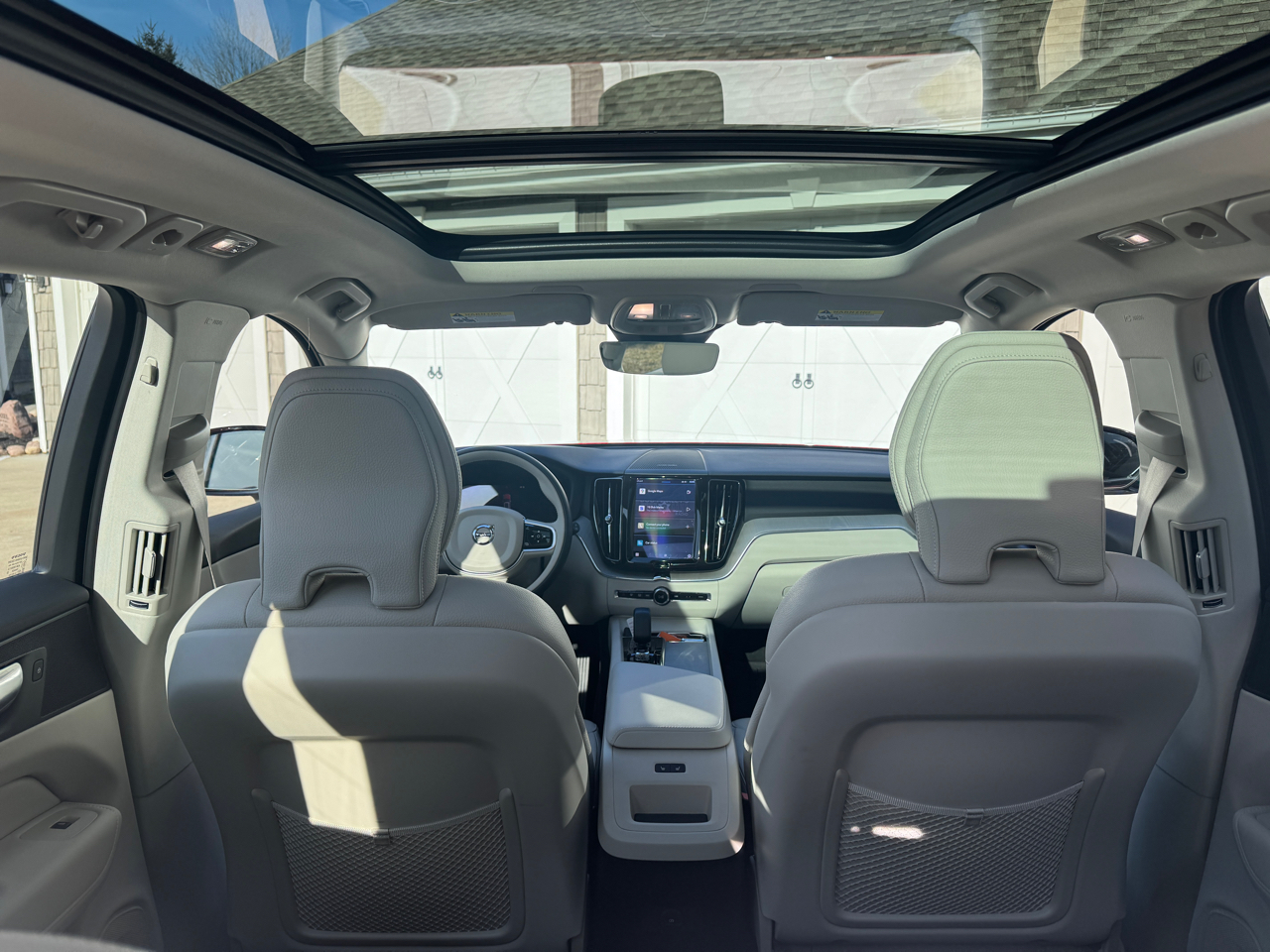 Volvo XC60 B5 AWD Plus Dark Theme 2023