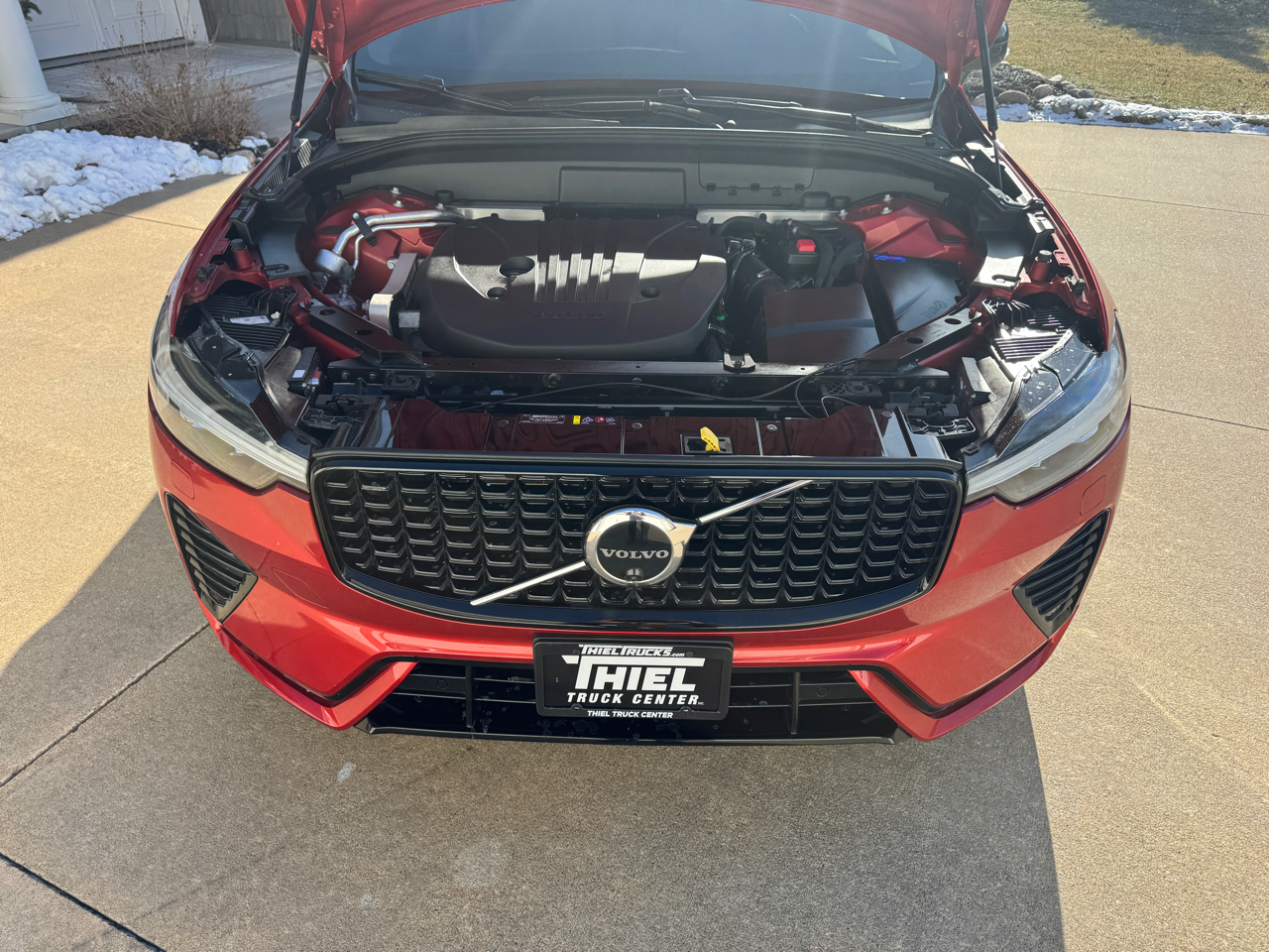 Volvo XC60 B5 AWD Plus Dark Theme 2023