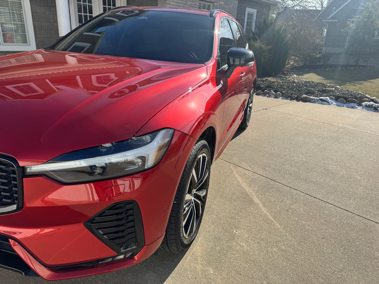 Volvo XC60 B5 AWD Plus Dark Theme 2023