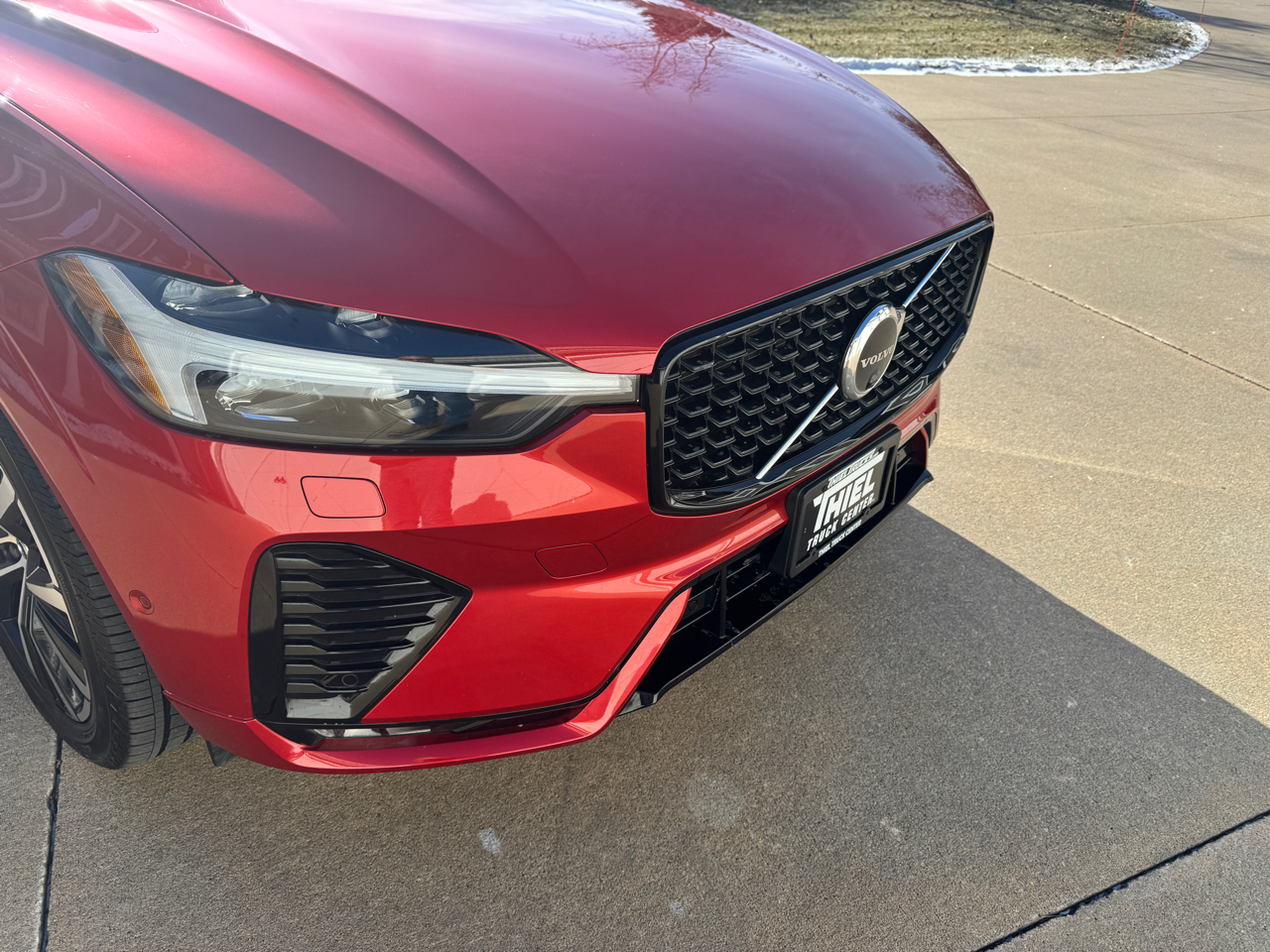 Volvo XC60 B5 AWD Plus Dark Theme 2023