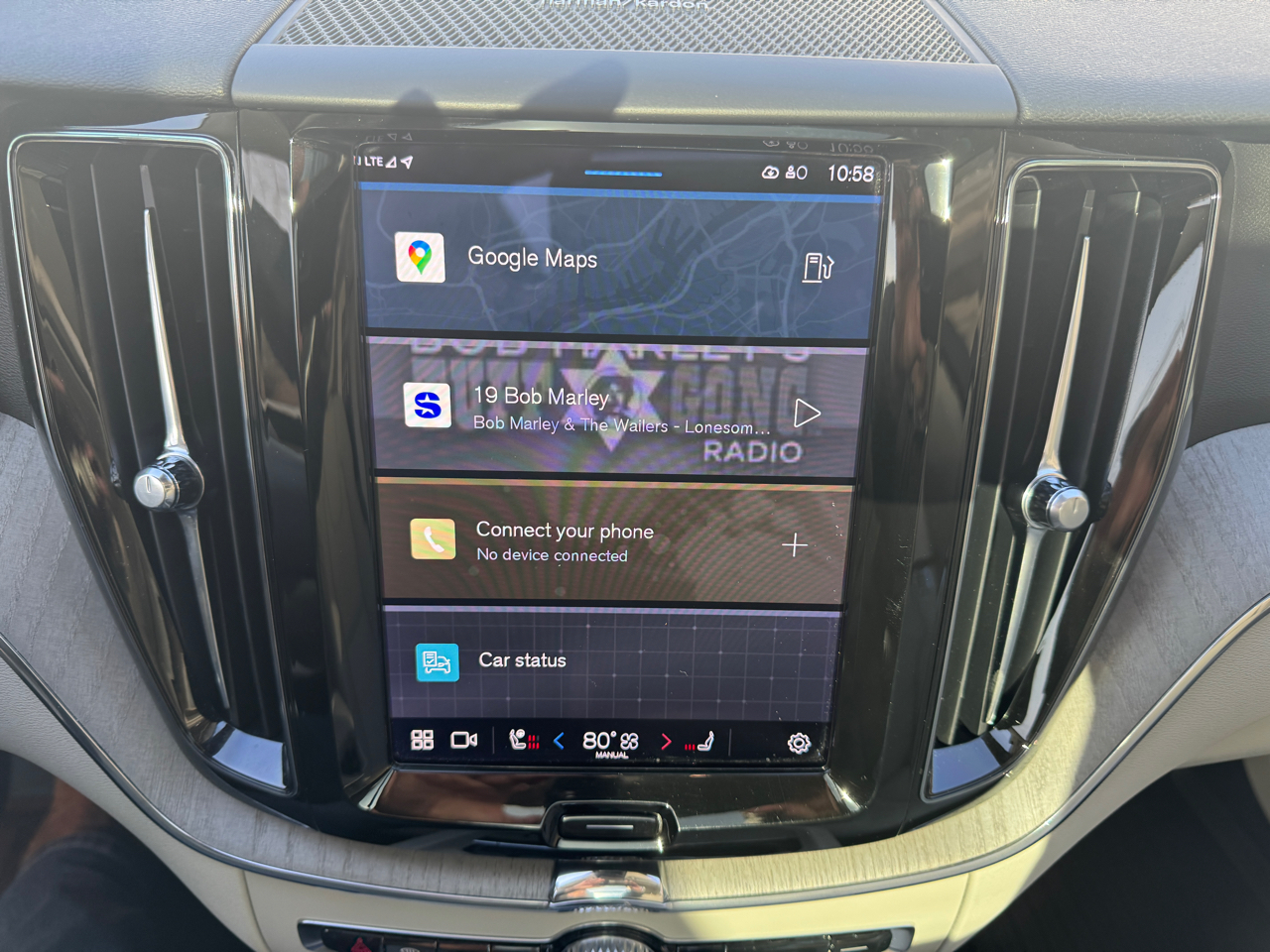 Volvo XC60 B5 AWD Plus Dark Theme 2023