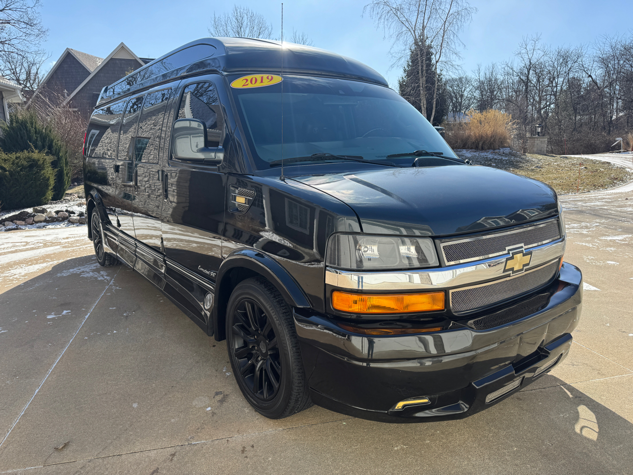 Chevrolet Express Cargo Van RWD 2500 155" 2019