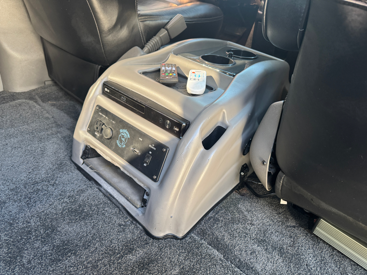 Chevrolet Express Cargo Van RWD 2500 155" 2019