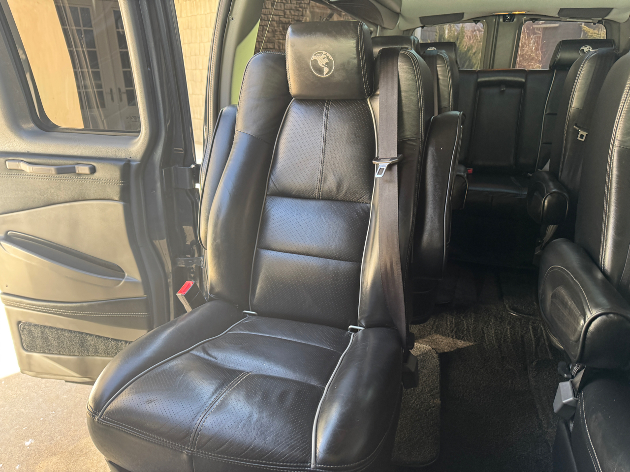 Chevrolet Express Cargo Van RWD 2500 155" 2019