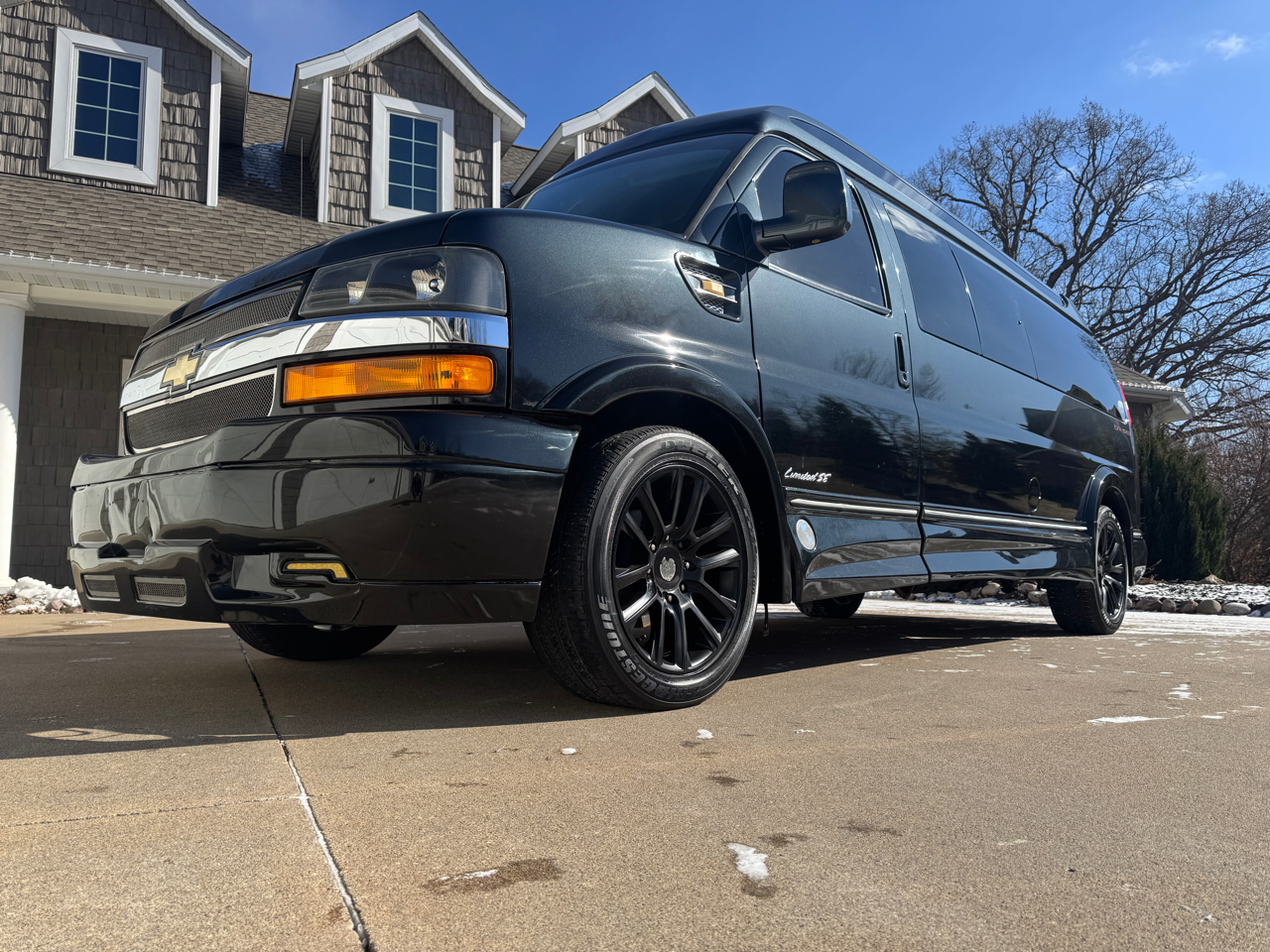 Chevrolet Express Cargo Van RWD 2500 155" 2019