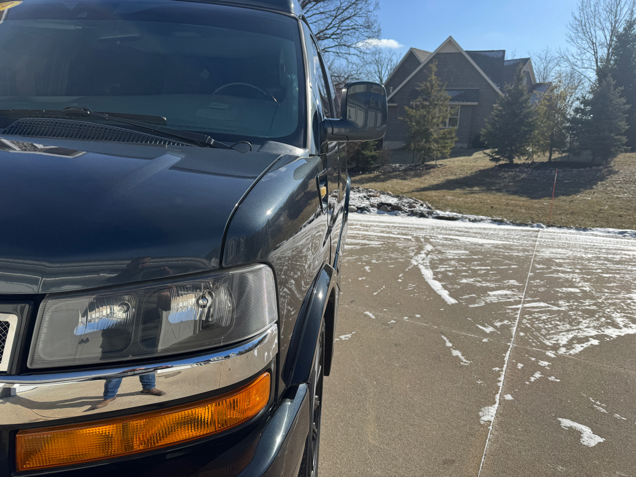 Chevrolet Express Cargo Van RWD 2500 155" 2019