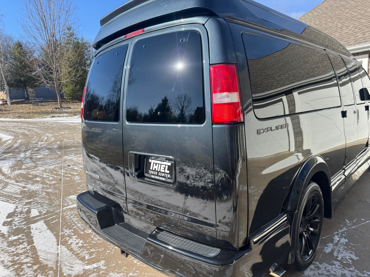 Chevrolet Express Cargo Van RWD 2500 155" 2019