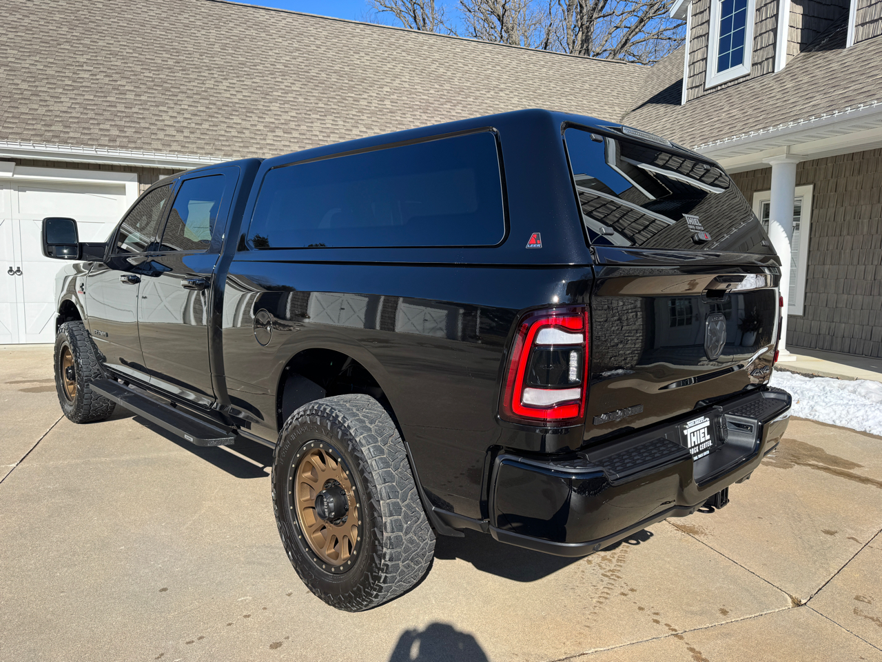 RAM 2500 Laramie 4x4 Crew Cab 6'4" Box 2023