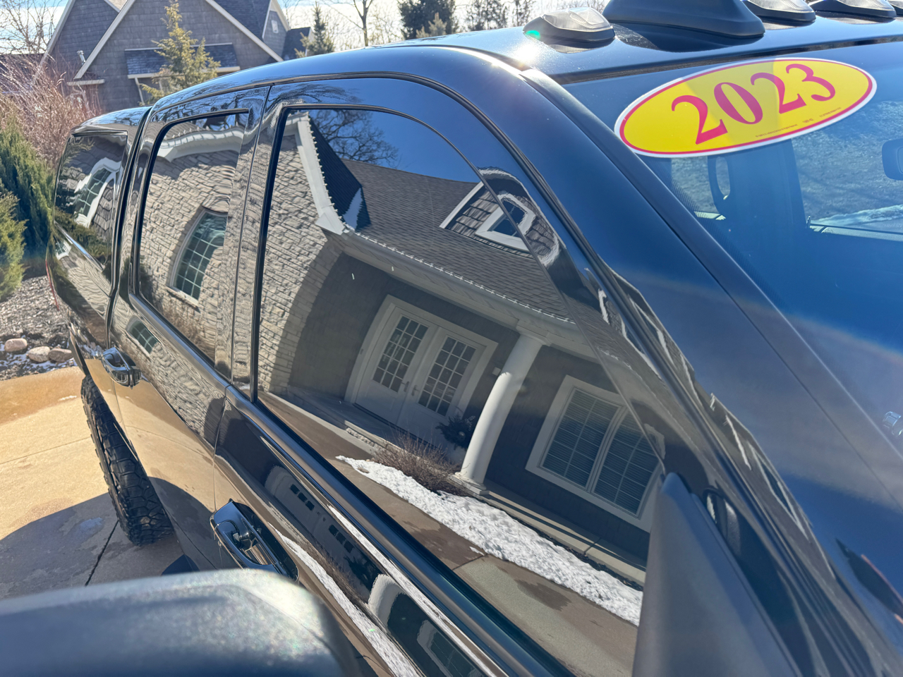 RAM 2500 Laramie 4x4 Crew Cab 6'4" Box 2023