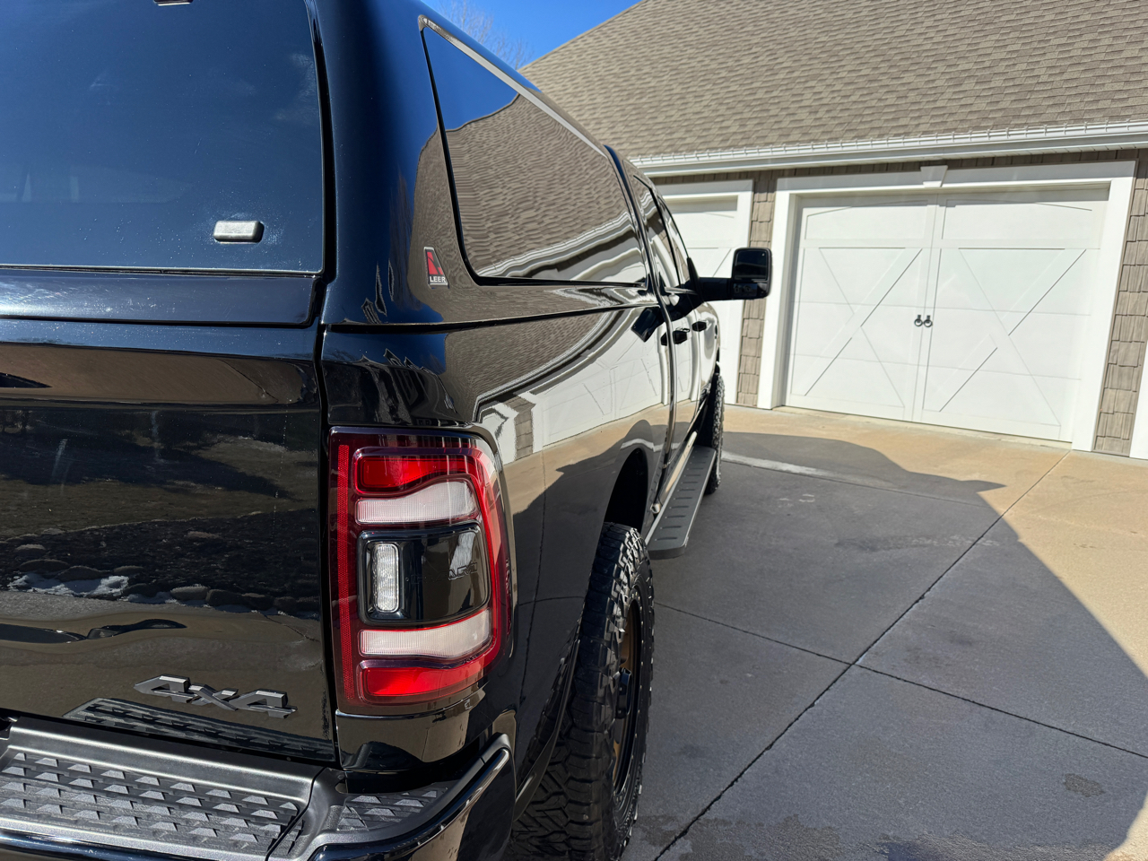 RAM 2500 Laramie 4x4 Crew Cab 6'4" Box 2023