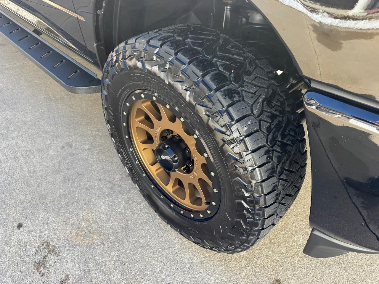 RAM 2500 Laramie 4x4 Crew Cab 6'4" Box 2023