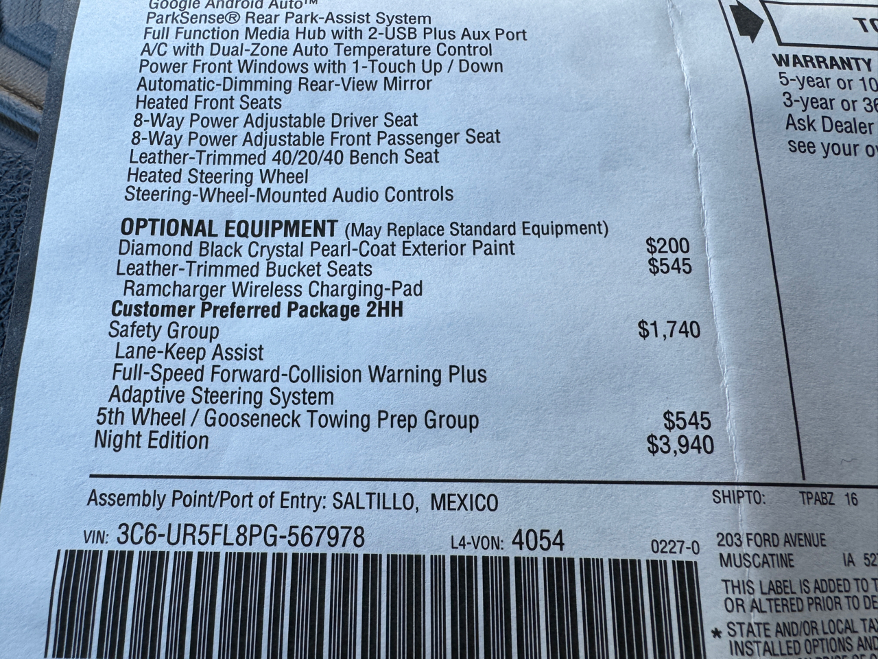 RAM 2500 Laramie 4x4 Crew Cab 6'4" Box 2023