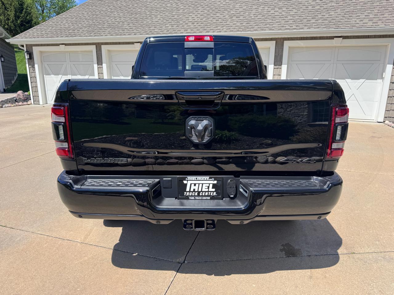 RAM 2500 Laramie 4x4 Crew Cab 6'4" Box 2023