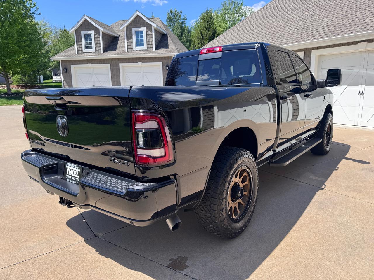 RAM 2500 Laramie 4x4 Crew Cab 6'4" Box 2023