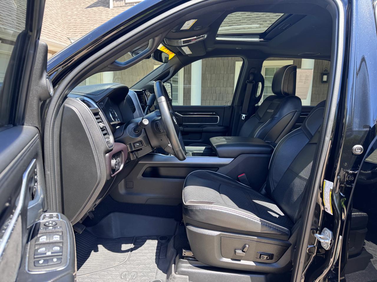 RAM 2500 Laramie 4x4 Crew Cab 6'4" Box 2023