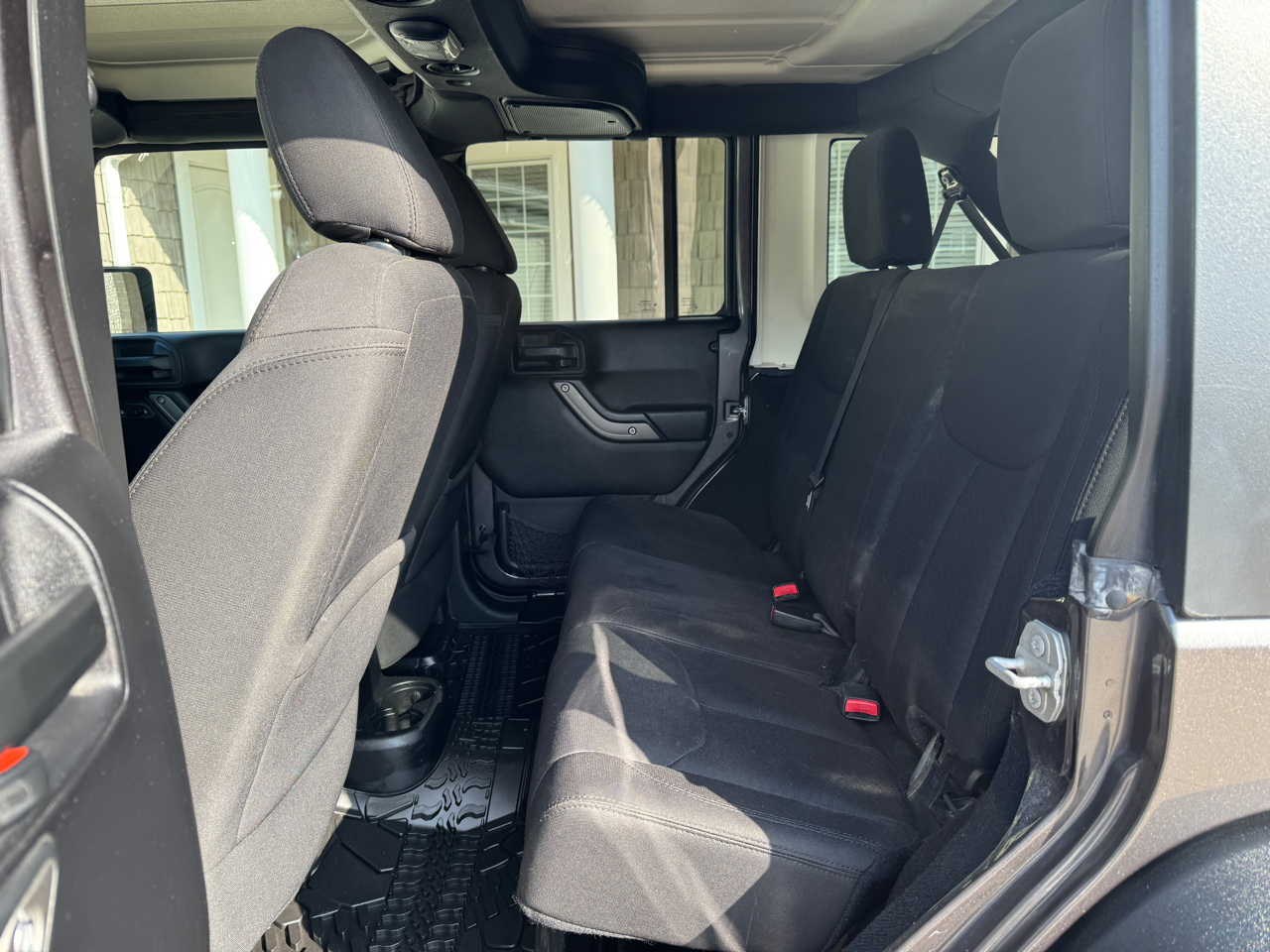 Jeep Wrangler Unlimited 4WD 4dr Sport 2016