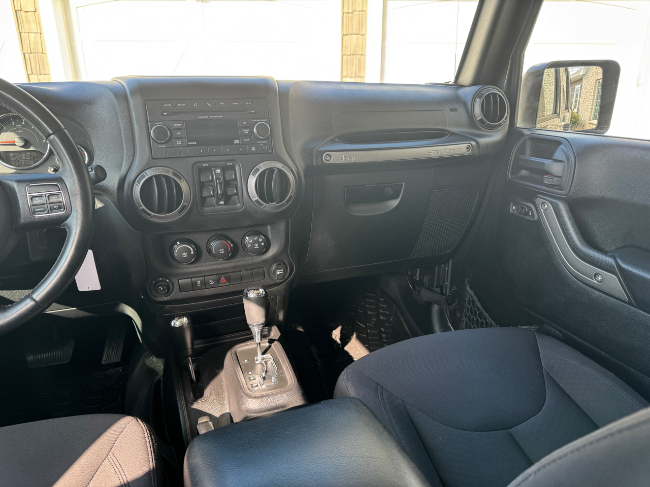 Jeep Wrangler Unlimited 4WD 4dr Sport 2016