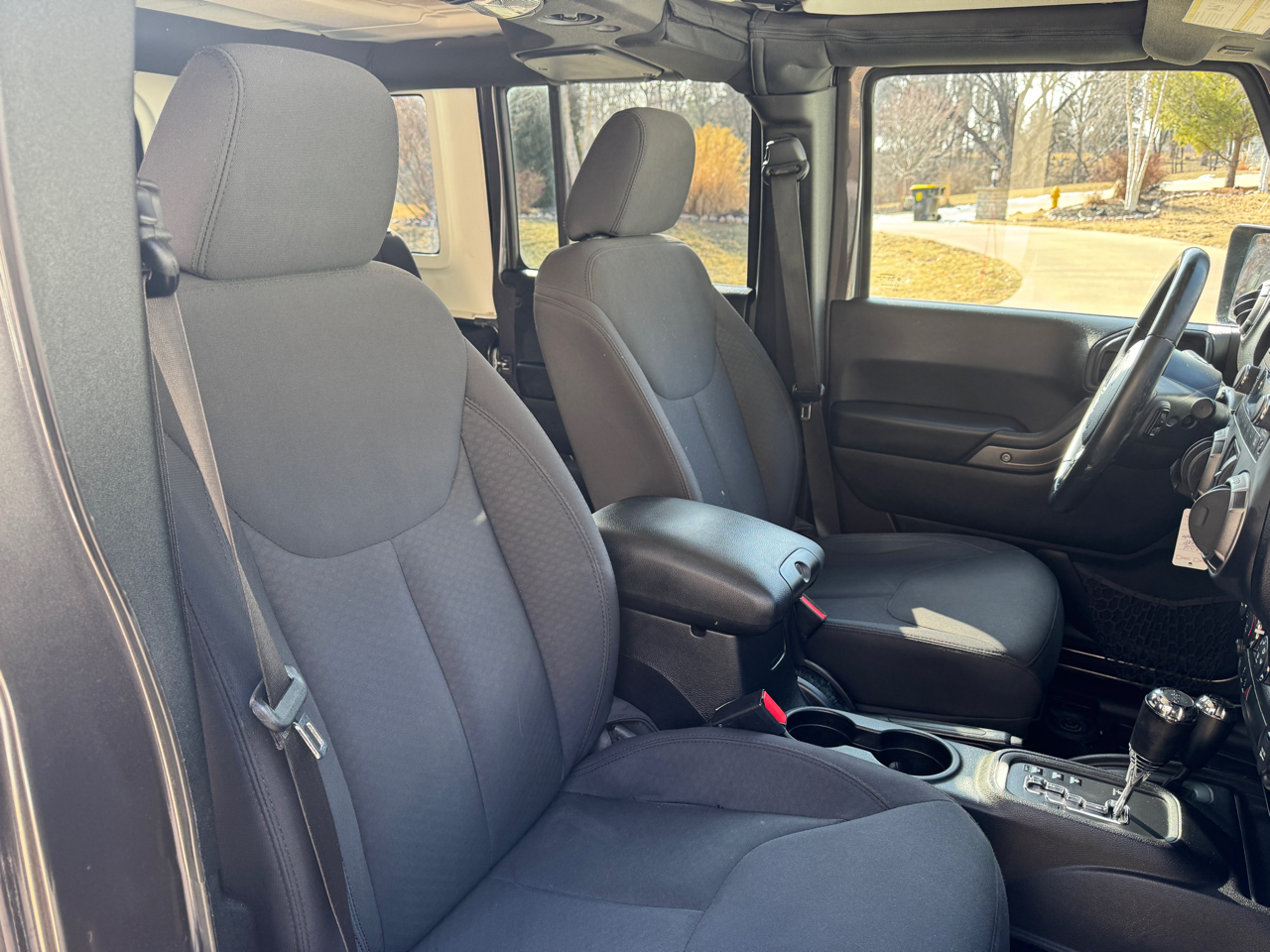 Jeep Wrangler Unlimited 4WD 4dr Sport 2016