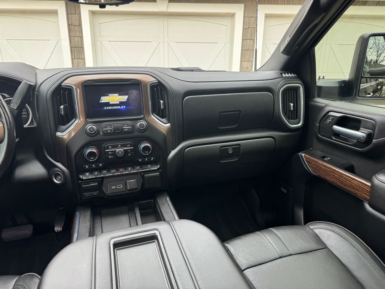 Chevrolet Silverado 3500HD 4WD Crew Cab 159" High Country 2021