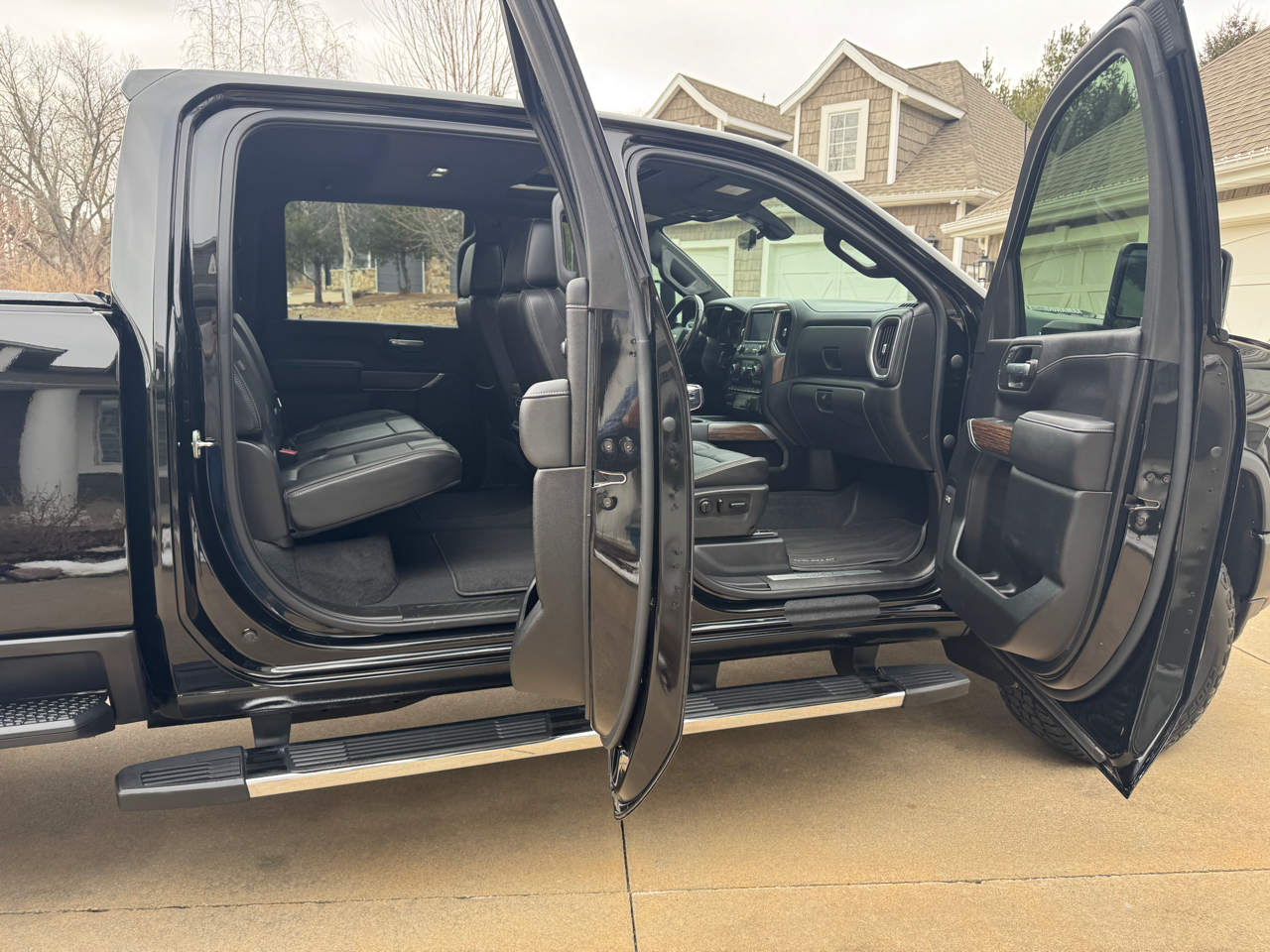 Chevrolet Silverado 3500HD 4WD Crew Cab 159" High Country 2021