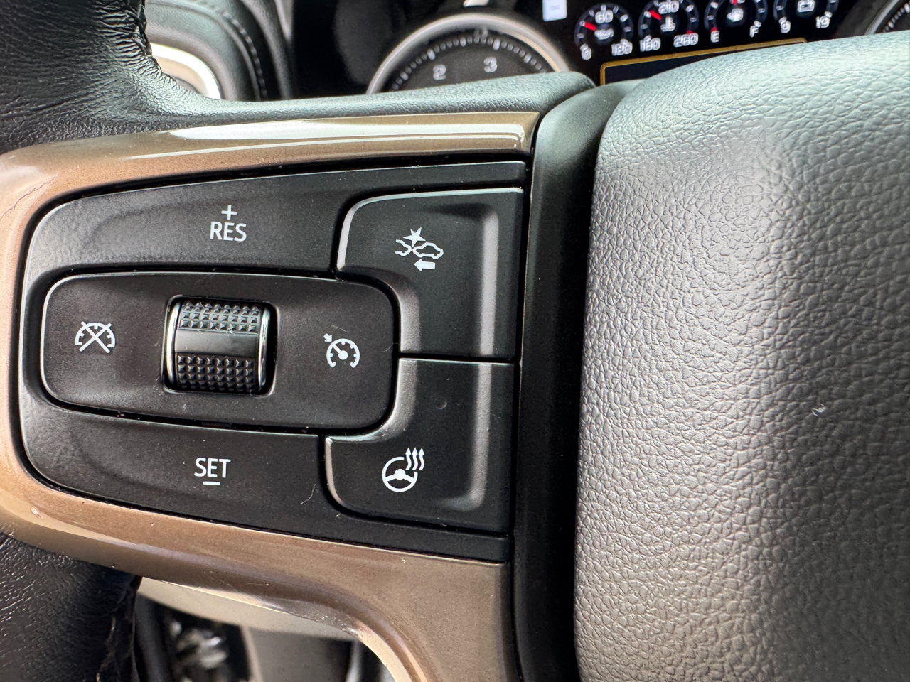 Chevrolet Silverado 3500HD 4WD Crew Cab 159" High Country 2021