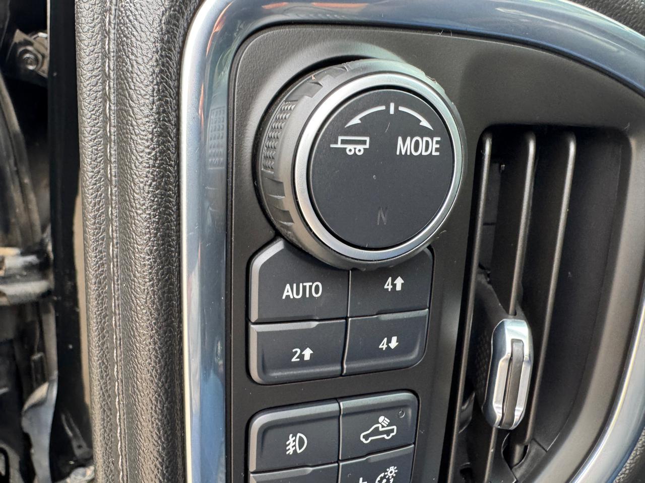 Chevrolet Silverado 3500HD 4WD Crew Cab 159" High Country 2021