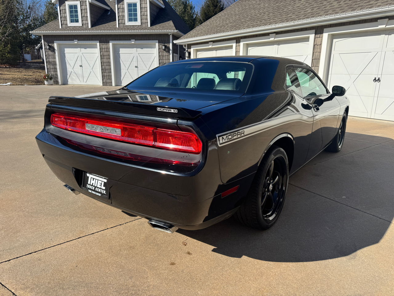 Dodge Challenger  2010