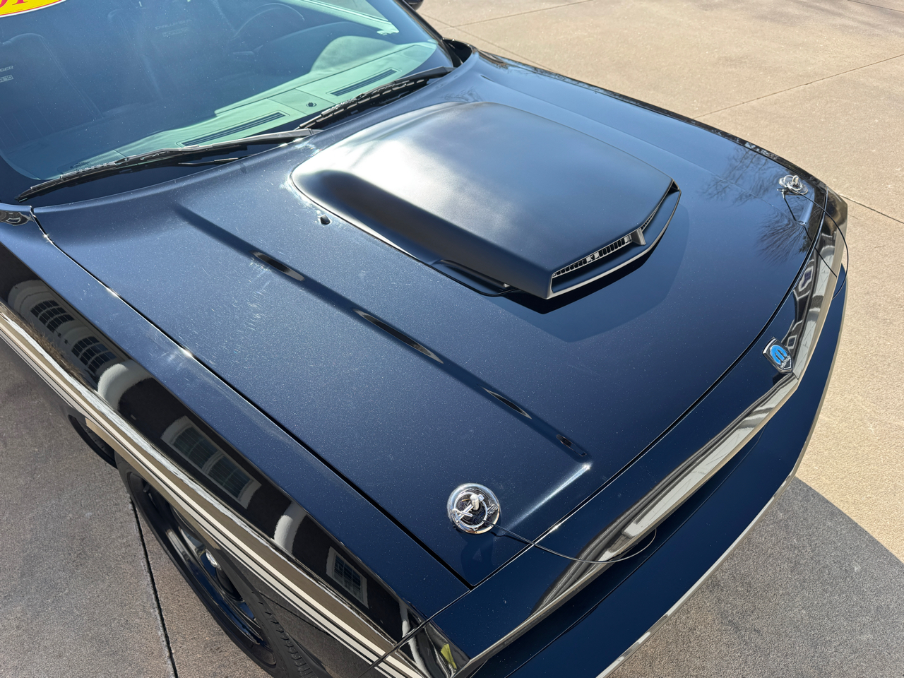 Dodge Challenger  2010