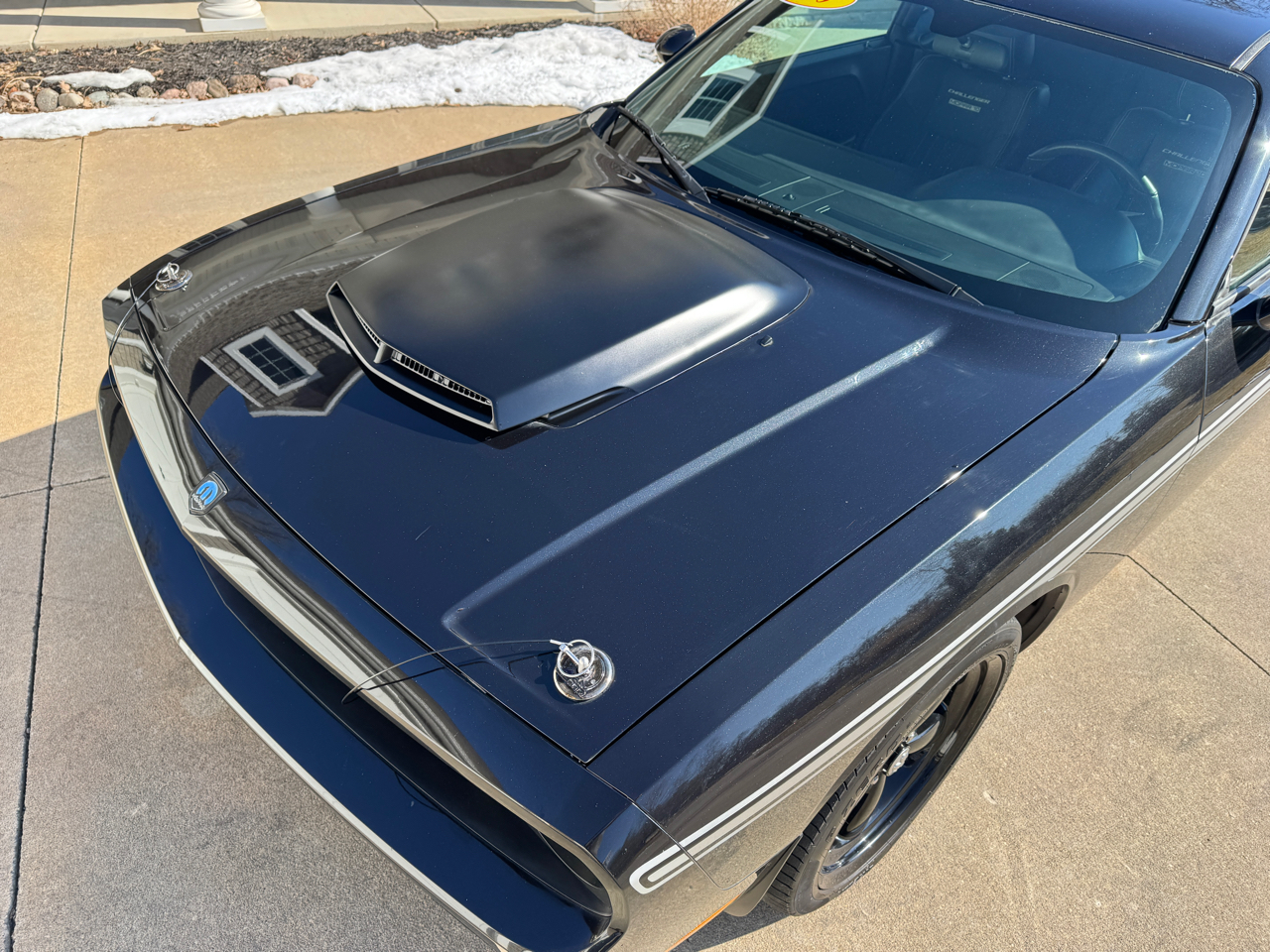 Dodge Challenger  2010