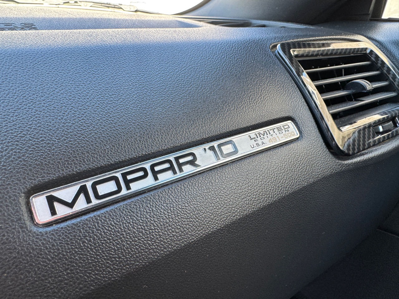 Dodge Challenger  2010