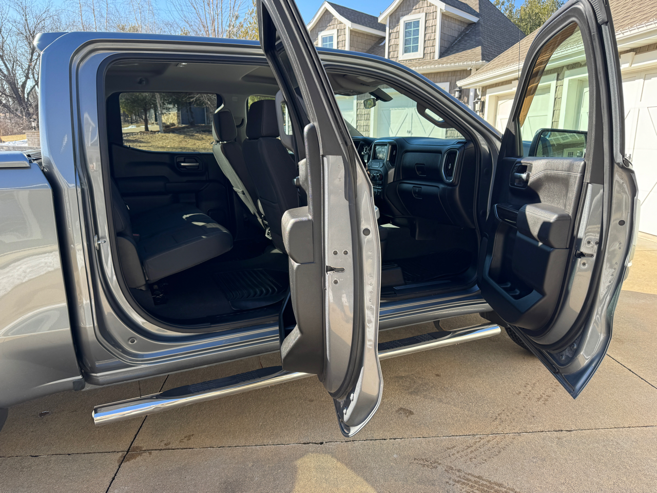 Chevrolet Silverado 1500 4WD Crew Cab 147" LT 2020