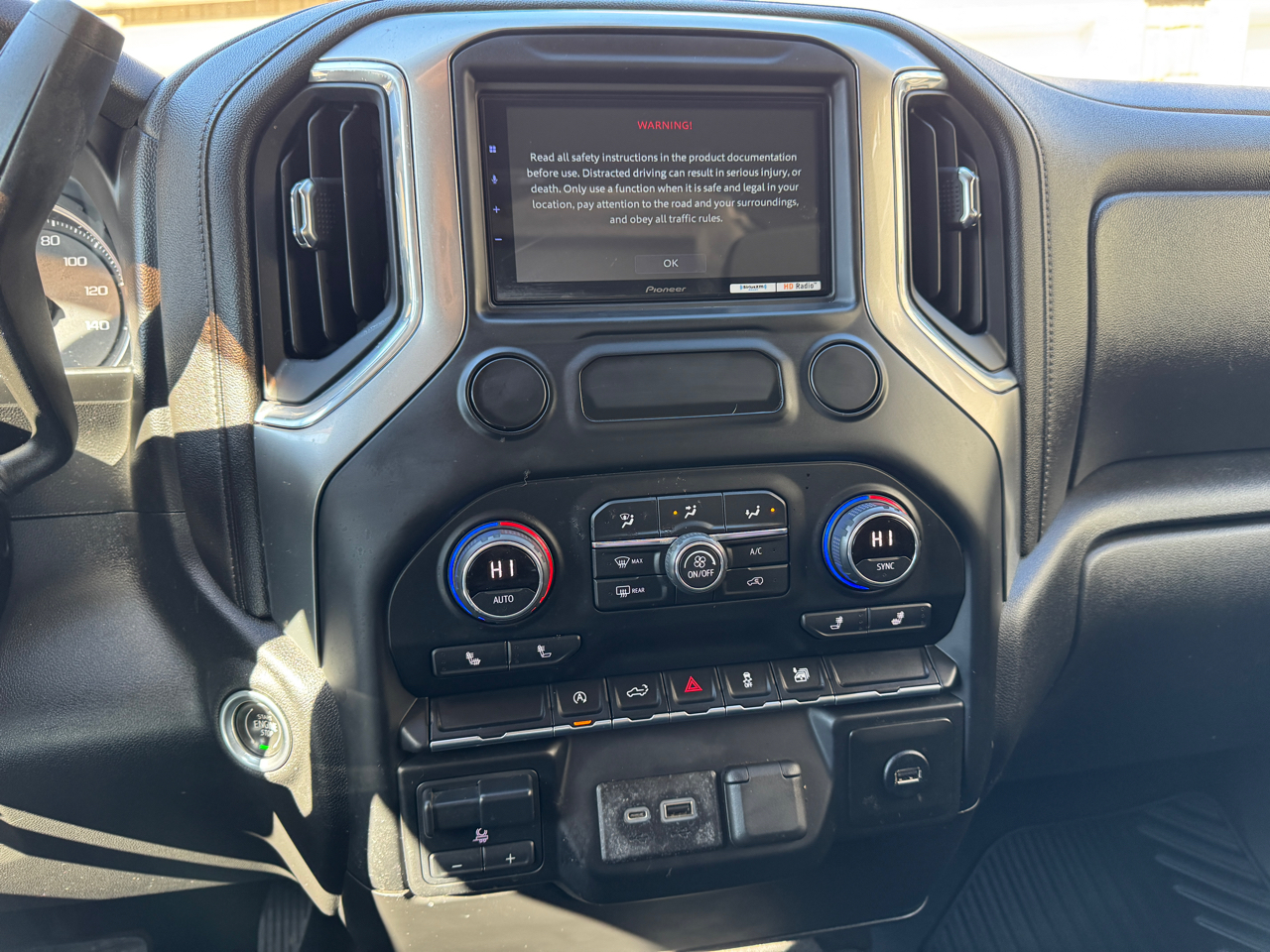 Chevrolet Silverado 1500 4WD Crew Cab 147" LT 2020