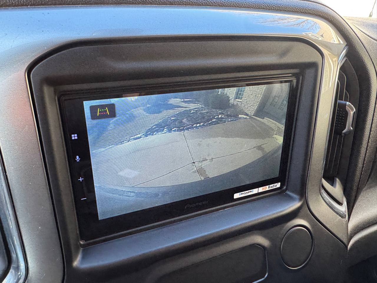 Chevrolet Silverado 1500 4WD Crew Cab 147" LT 2020