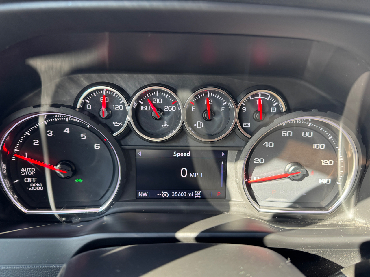 Chevrolet Silverado 1500 4WD Crew Cab 147" LT 2020