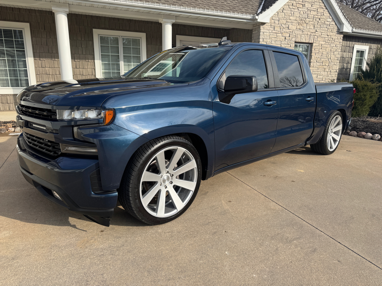 Chevrolet Silverado 1500 4WD Crew Cab 147" RST 2020
