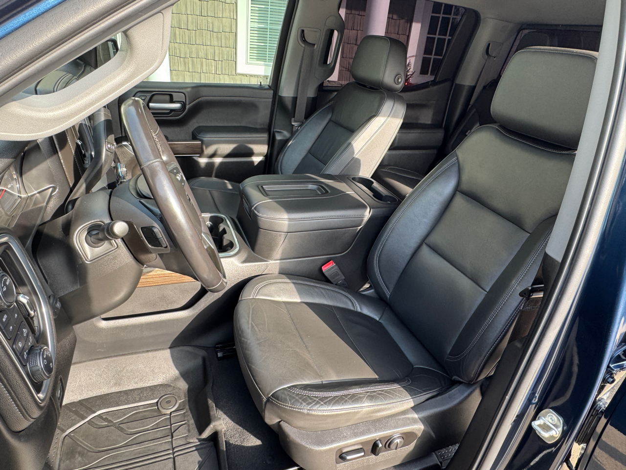 Chevrolet Silverado 1500 4WD Crew Cab 147" RST 2020