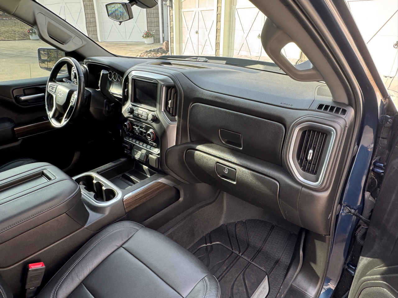 Chevrolet Silverado 1500 4WD Crew Cab 147" RST 2020