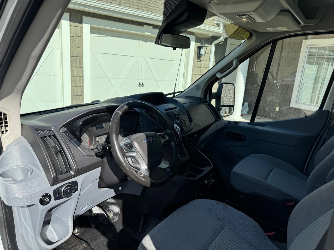 Ford Transit Chassis T-350 DRW 138" WB 9950 GVWR 2017