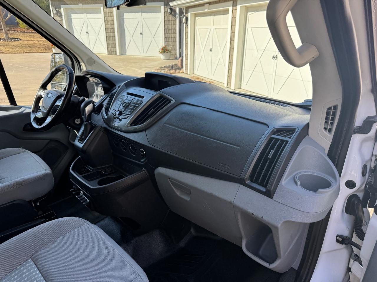 Ford Transit Chassis T-350 DRW 138" WB 9950 GVWR 2017