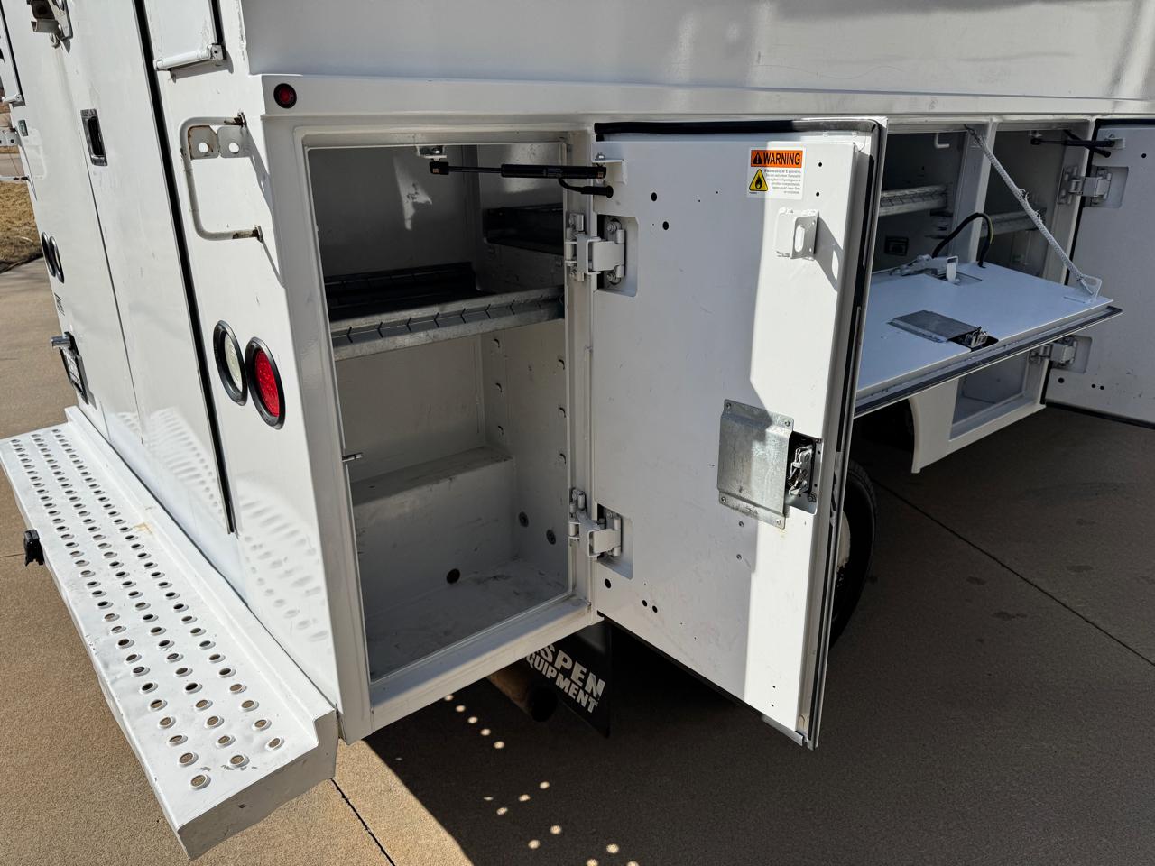 Ford Transit Chassis T-350 DRW 138" WB 9950 GVWR 2017