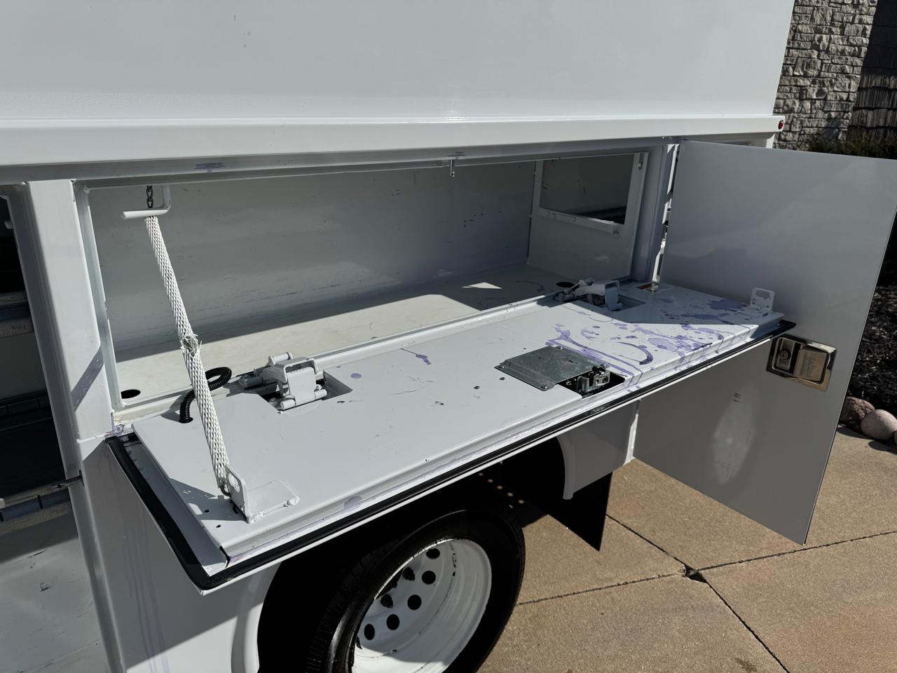 Ford Transit Chassis T-350 DRW 138" WB 9950 GVWR 2017