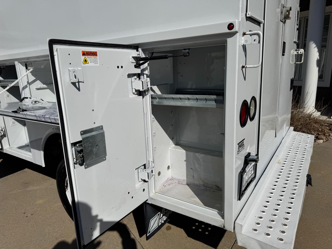 Ford Transit Chassis T-350 DRW 138" WB 9950 GVWR 2017