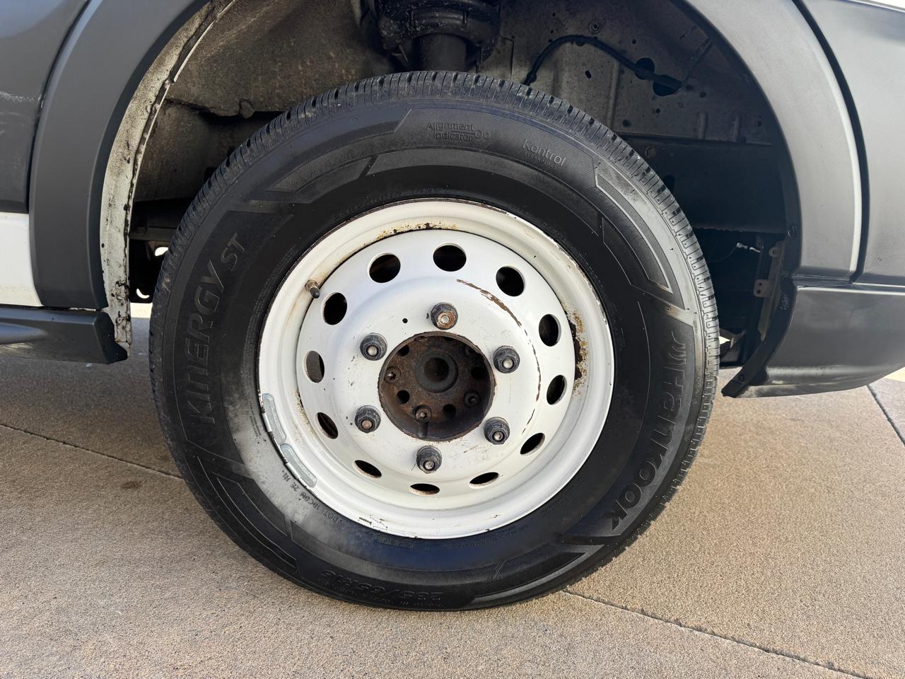 Ford Transit Chassis T-350 DRW 138" WB 9950 GVWR 2017