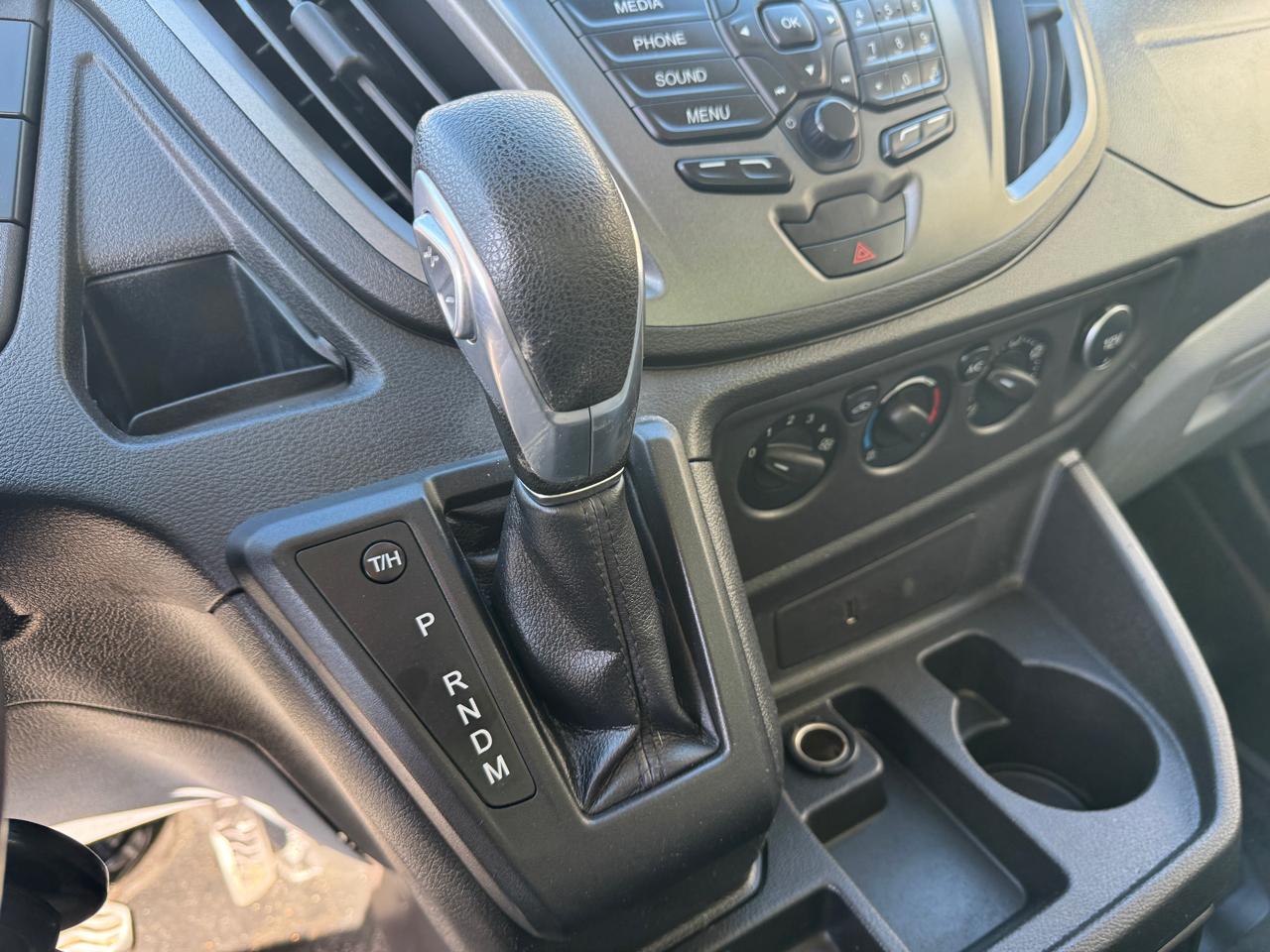 Ford Transit Chassis T-350 DRW 138" WB 9950 GVWR 2017