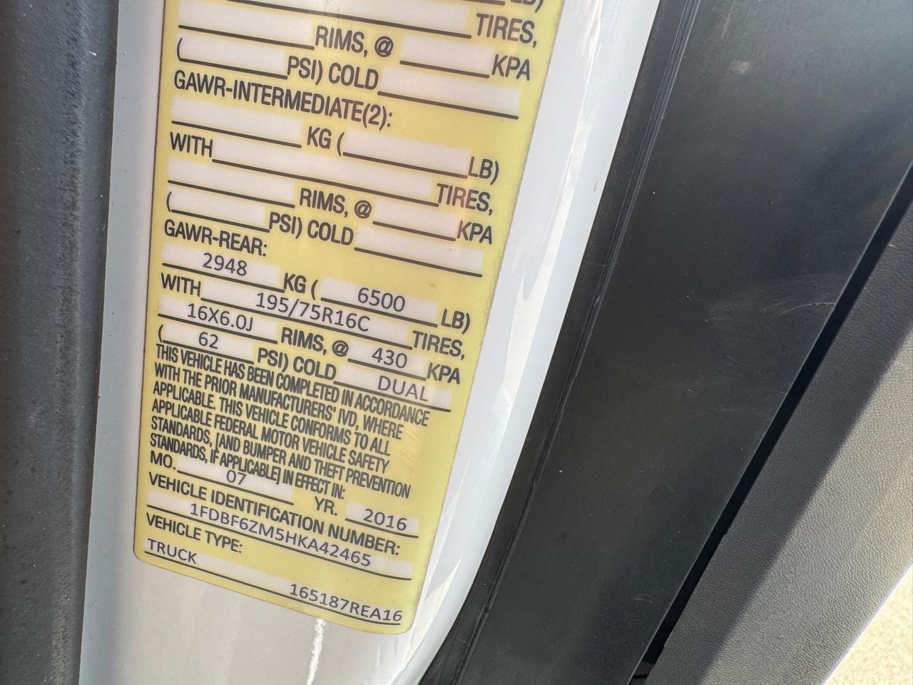 Ford Transit Chassis T-350 DRW 138" WB 9950 GVWR 2017