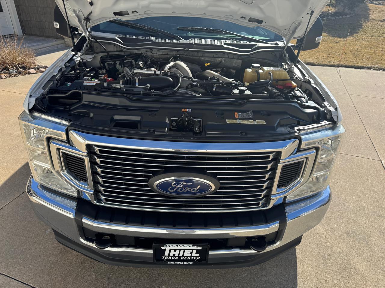 Ford Super Duty F-350 DRW XLT 4WD Crew Cab 8' Box 2020