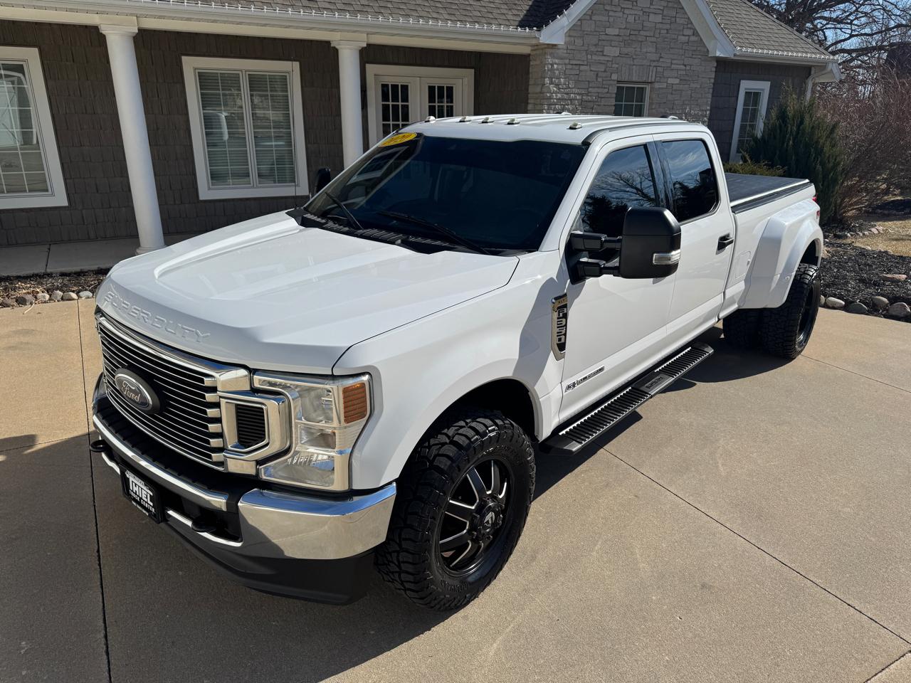 Ford Super Duty F-350 DRW XLT 4WD Crew Cab 8' Box 2020