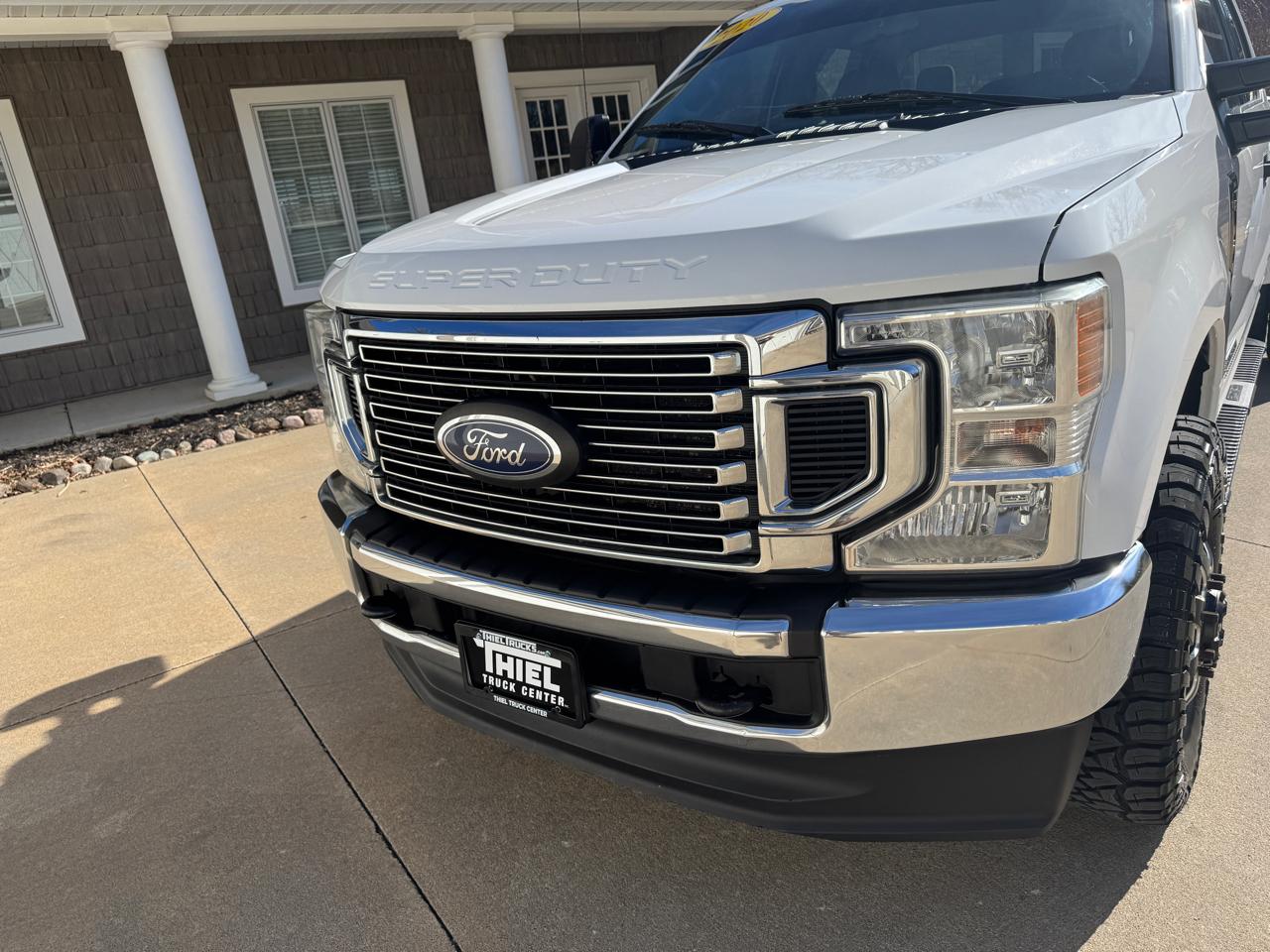 Ford Super Duty F-350 DRW XLT 4WD Crew Cab 8' Box 2020