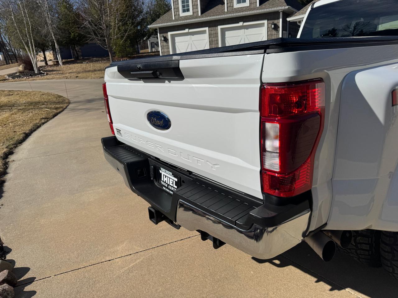 Ford Super Duty F-350 DRW XLT 4WD Crew Cab 8' Box 2020