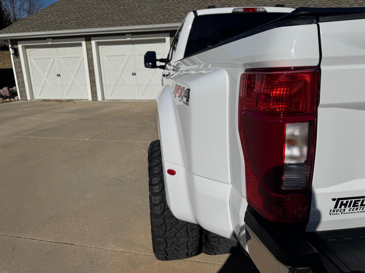 Ford Super Duty F-350 DRW XLT 4WD Crew Cab 8' Box 2020